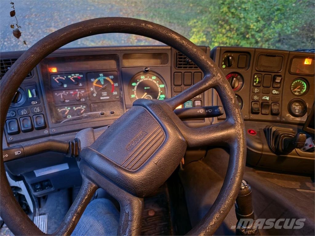 Scania 94G 260 6X2 Henkilönosturilla Crane trucks