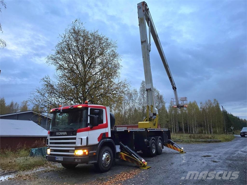 Scania 94G 260 6X2 Henkilönosturilla Crane trucks