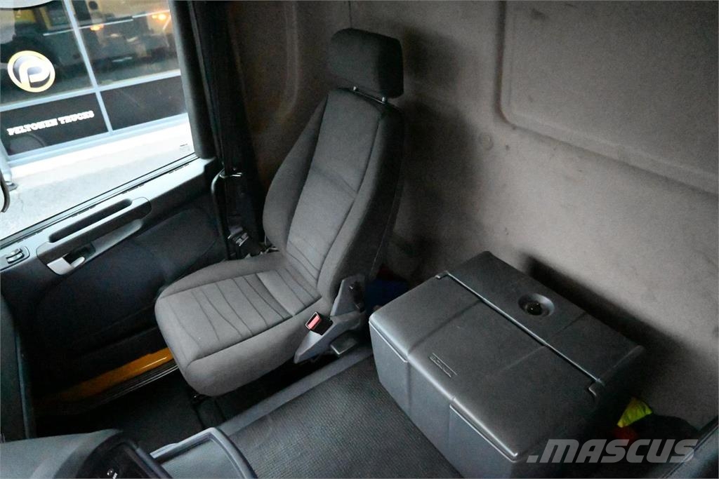 Scania G400 6x2*4 Other trucks