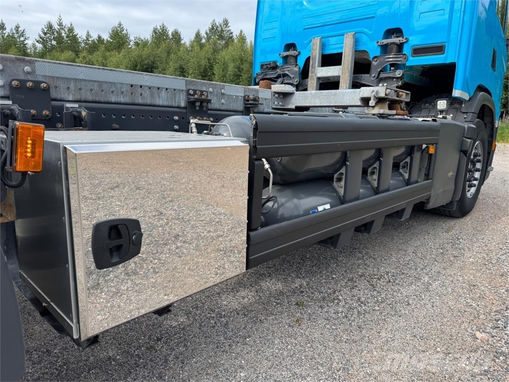 Scania G410 CNG 6x2 貨櫃框架卡車