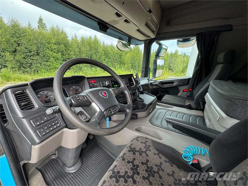 Scania G410 CNG 6x2 貨櫃框架卡車