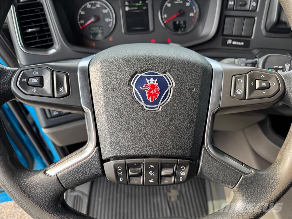 Scania G410 CNG 6x2 Smagās mašīnas ar konteineriem