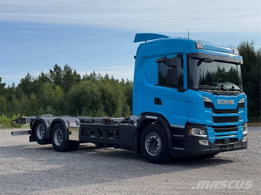 Scania G410 CNG 6x2 Smagās mašīnas ar konteineriem