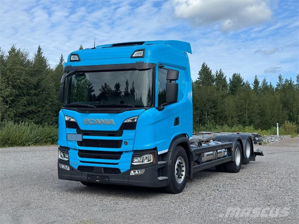 Scania G410 LNG/LBG 6x2 Smagās mašīnas ar konteineriem