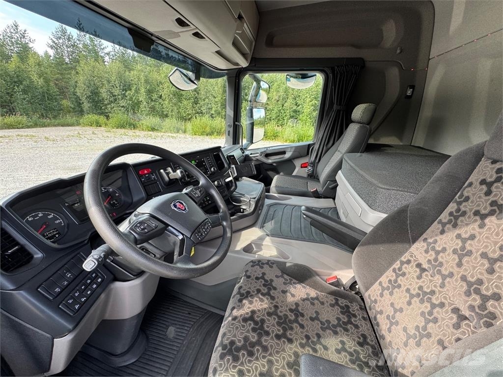 Scania G410 LNG/LBG 6x2 Smagās mašīnas ar konteineriem