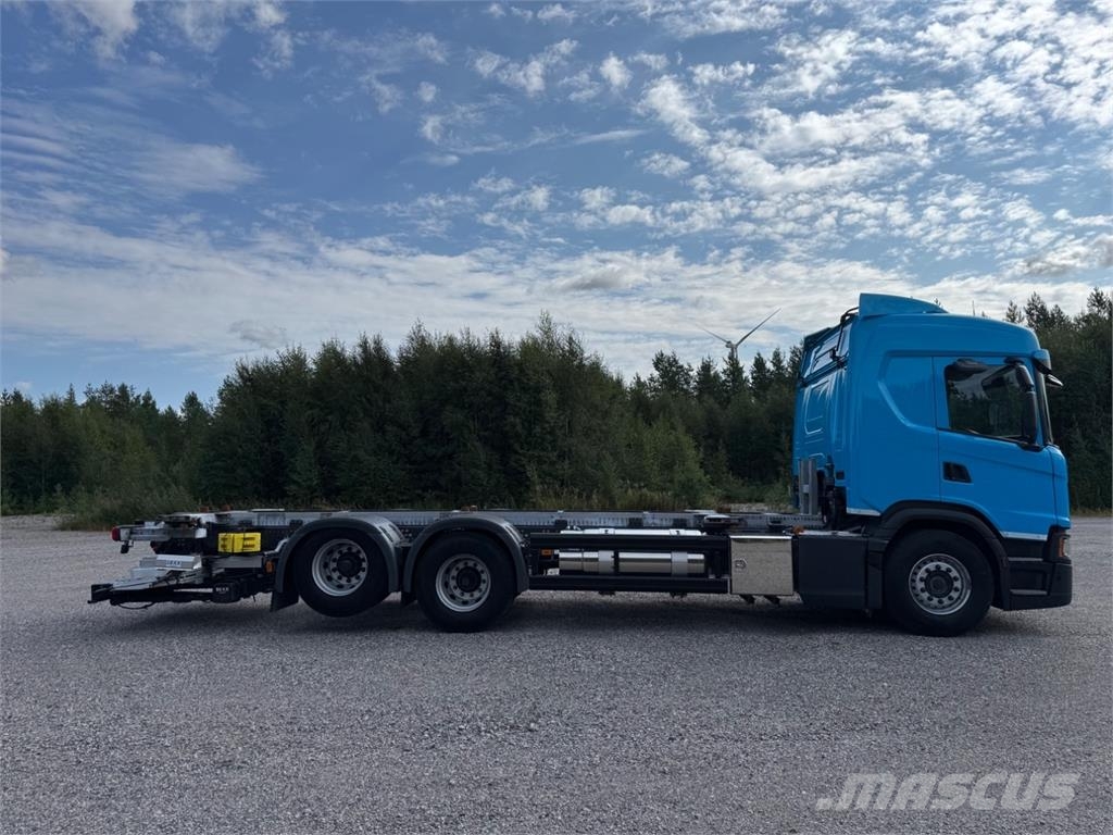 Scania G410 LNG/LBG 6x2 Smagās mašīnas ar konteineriem