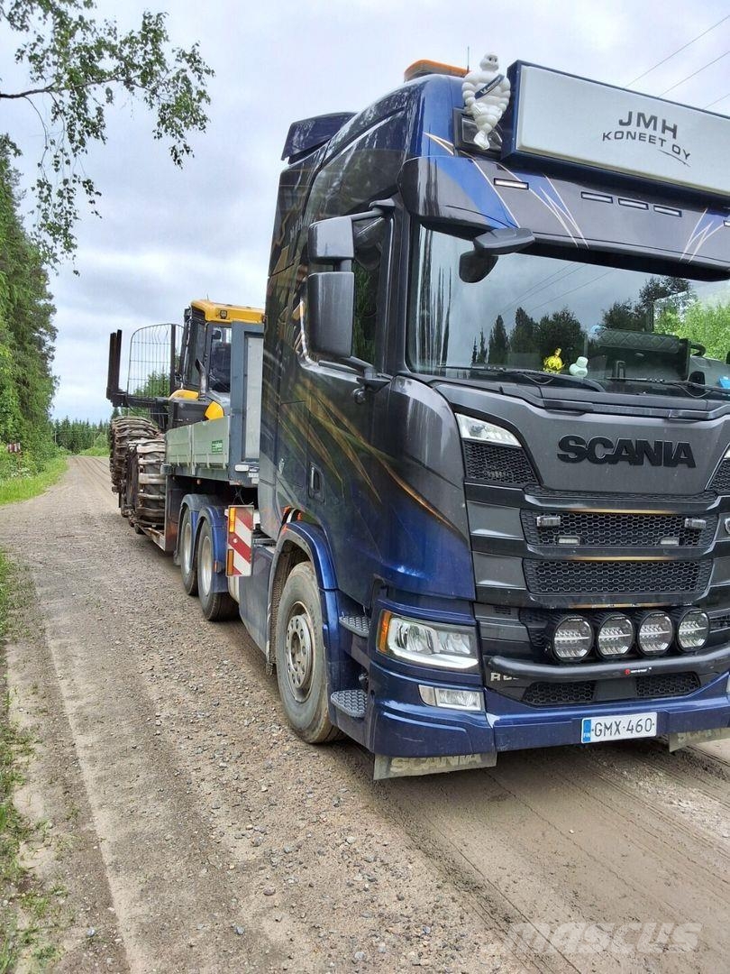 Scania Övriga 3-aks ohjaava Semirremolques de carga baja
