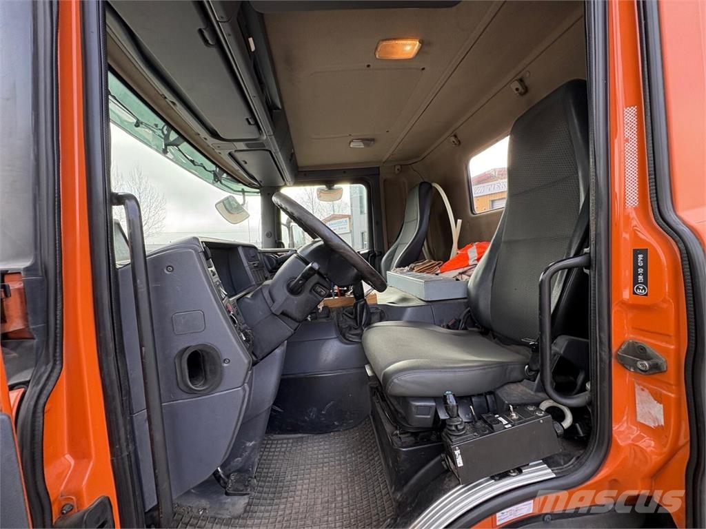 Scania P 440 6x2 Camiones elevadores de gancho