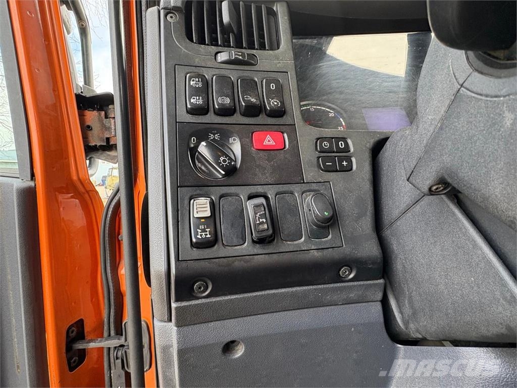 Scania P 440 6x2 Camiones elevadores de gancho