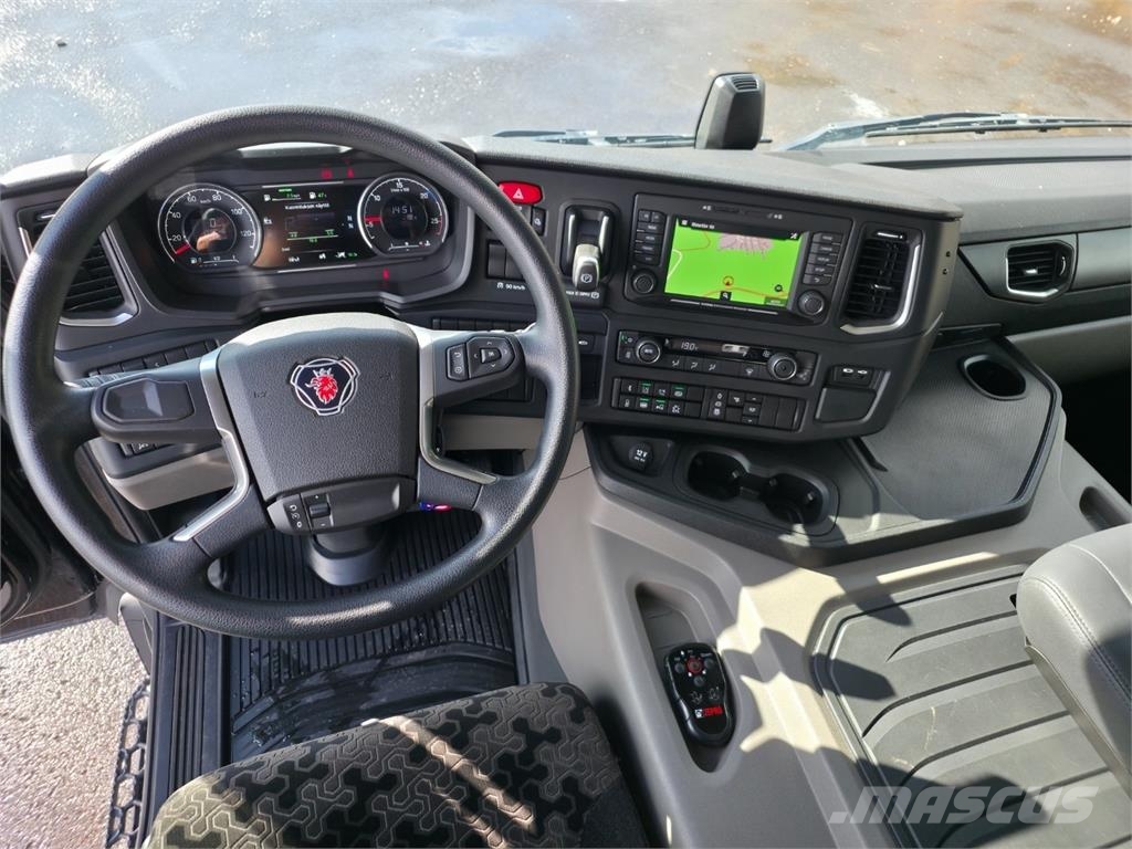 Scania P280 CNG 4x2 Furgons