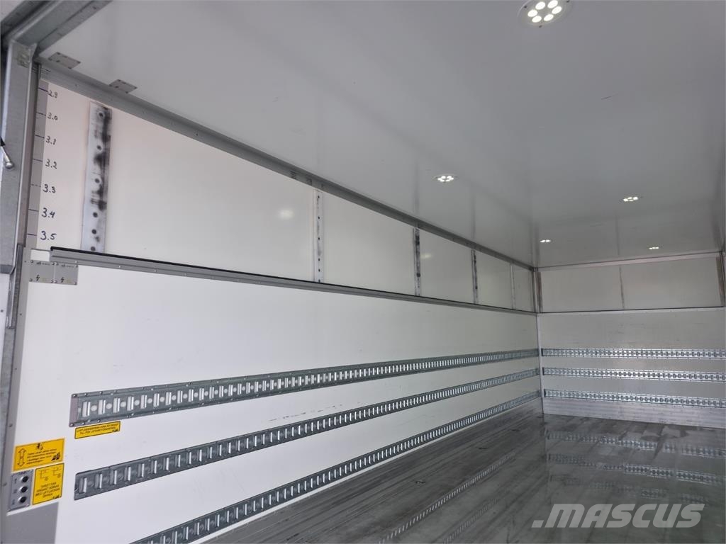 Scania P280 CNG 4x2 Furgons