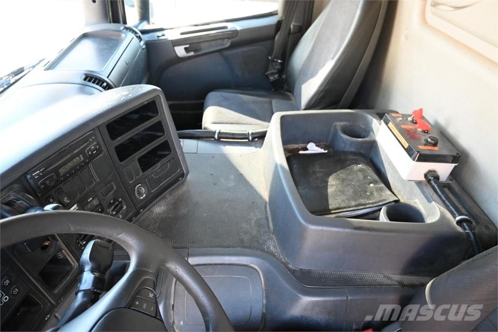 Scania P310 6x2 Multilift Camion con gancio di sollevamento