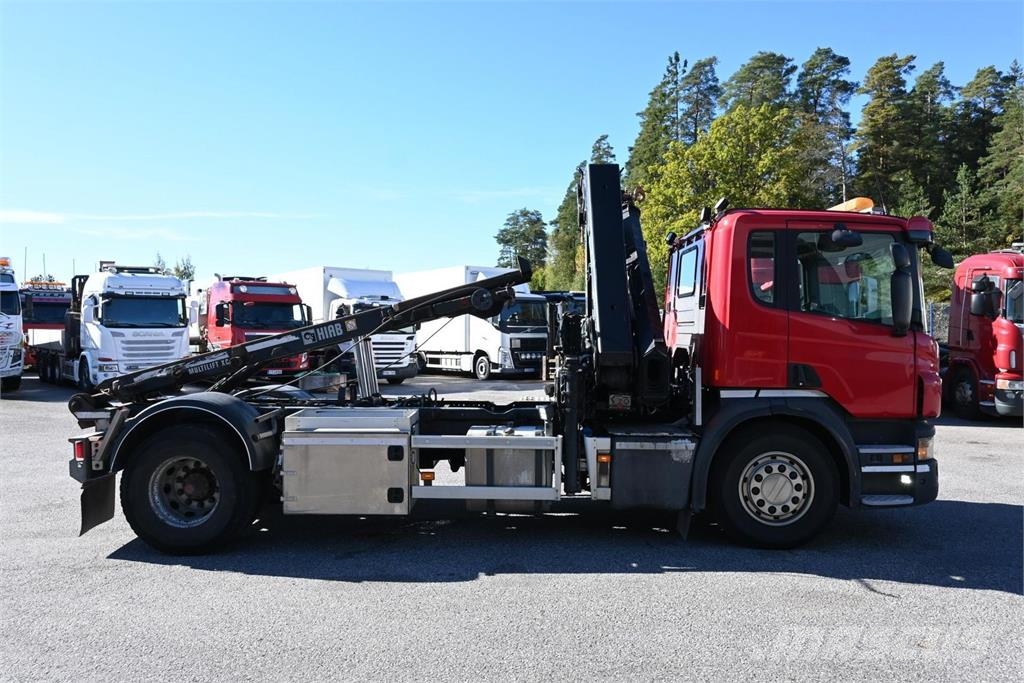 Scania P370 4x2 HIAB 192 & Multilift Camion plateau ridelle avec grue