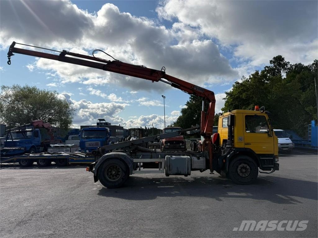 Scania P93 250 hv 4x2 Camiones polibrazo
