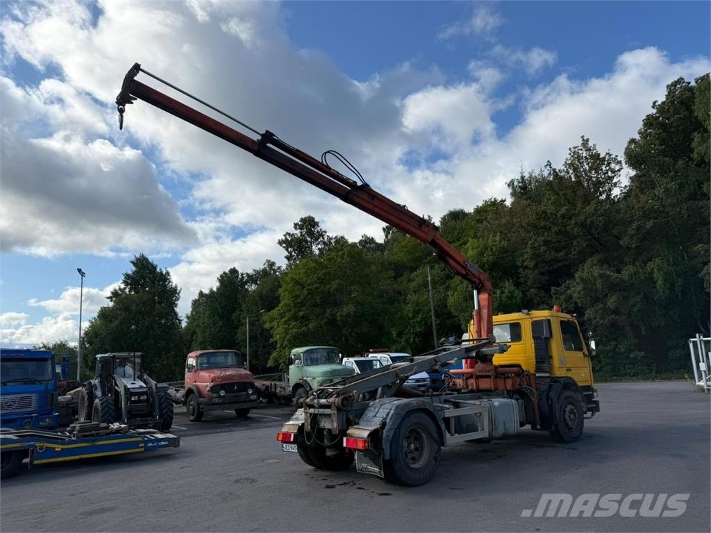 Scania P93 250 hv 4x2 Camiones polibrazo
