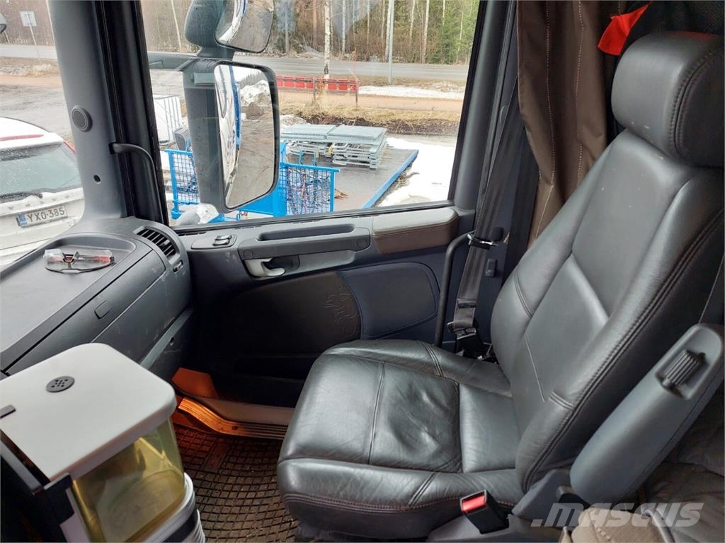 Scania R 480 8X4 Rol kiper kamioni s kukama za dizanje