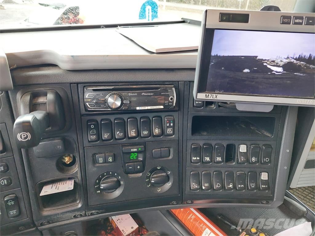 Scania R 480 8X4 Rol kiper kamioni s kukama za dizanje