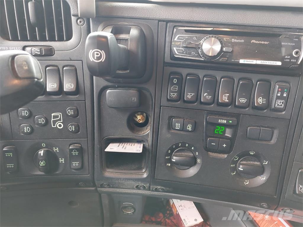 Scania R 480 8X4 Rol kiper kamioni s kukama za dizanje