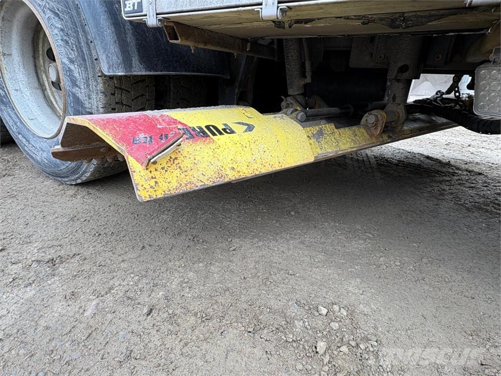 Scania R 560 8X4*4 *VARATTU !!! Camiones polibrazo
