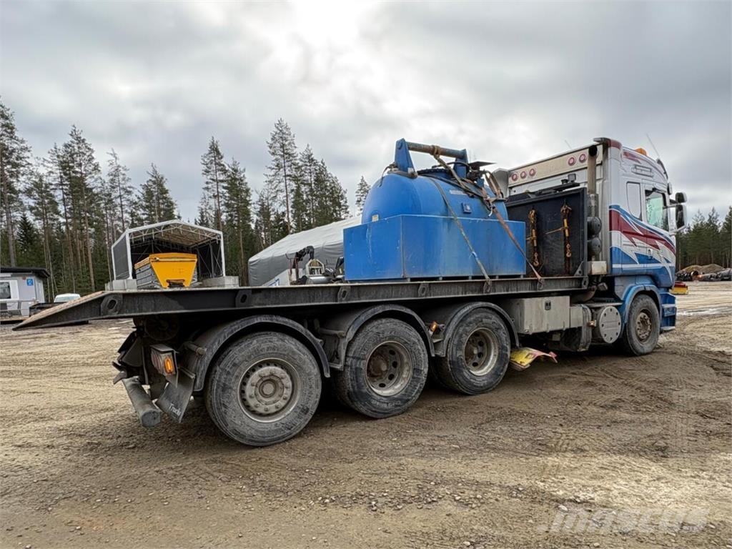 Scania R 560 8X4*4 *VARATTU !!! Camiones polibrazo