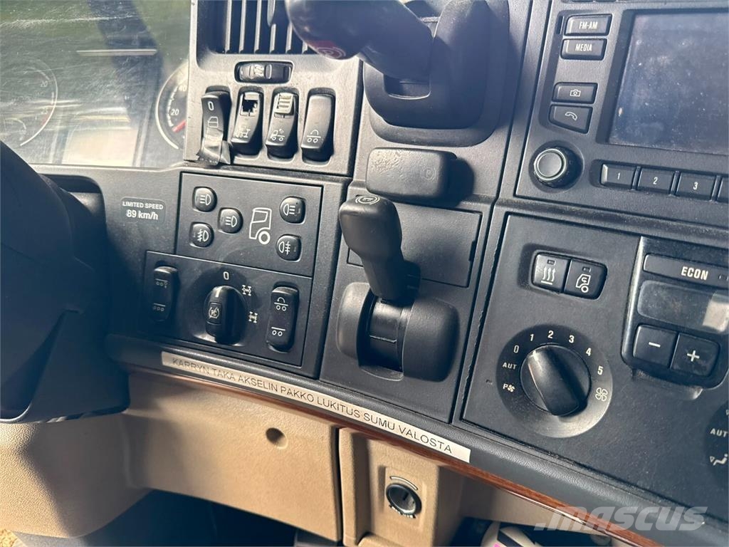 Scania R 580 Kokvedēji