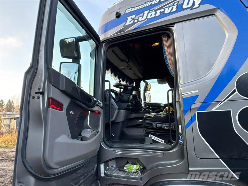 Scania R 650 Puuautot