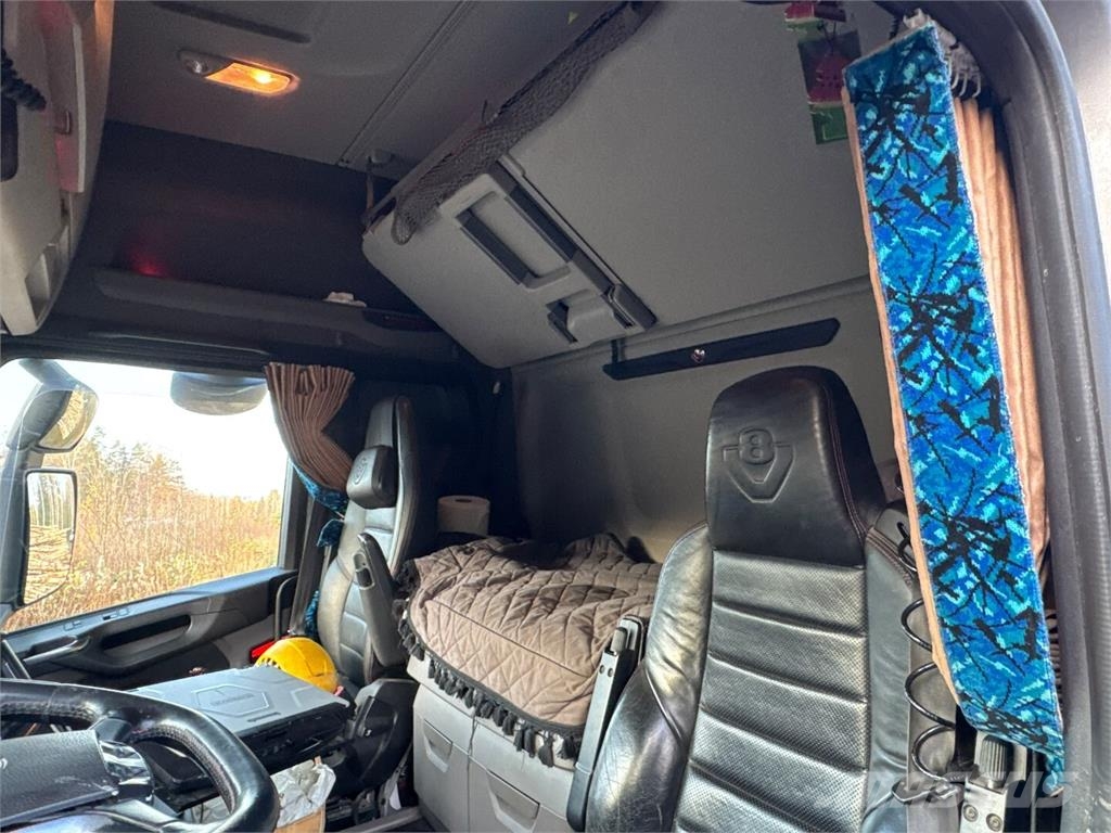 Scania R 650 Puuautot