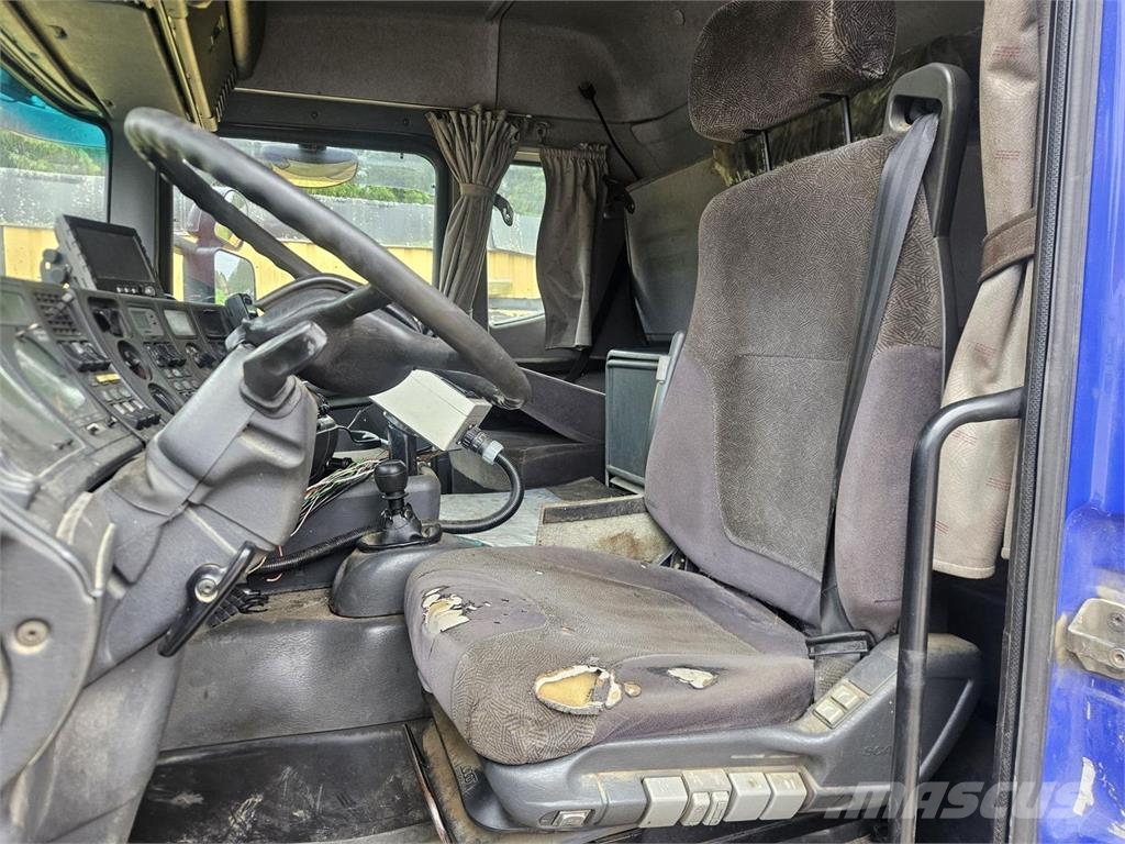 Scania R164 8x4, alaterä, aurapuskuri Komunalna vozila