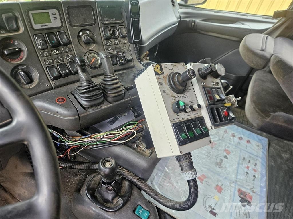 Scania R164 8x4, alaterä, aurapuskuri Komunalna vozila