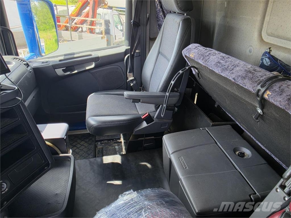 Scania R420 8X4, Meiller RK 20.70 Koukkuauto Camiones elevadores de gancho