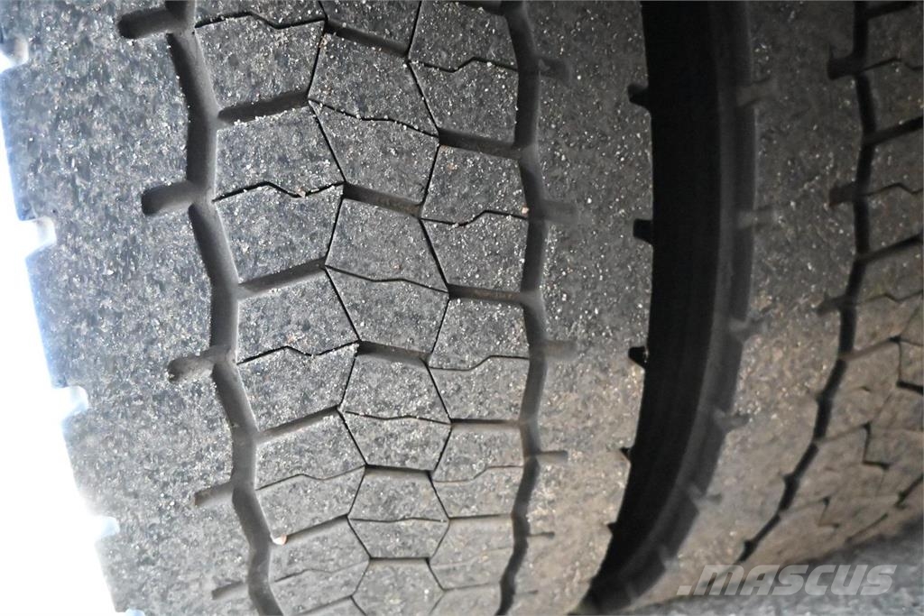Scania R450 6x2 umpikaappi Camiones con caja de remolque