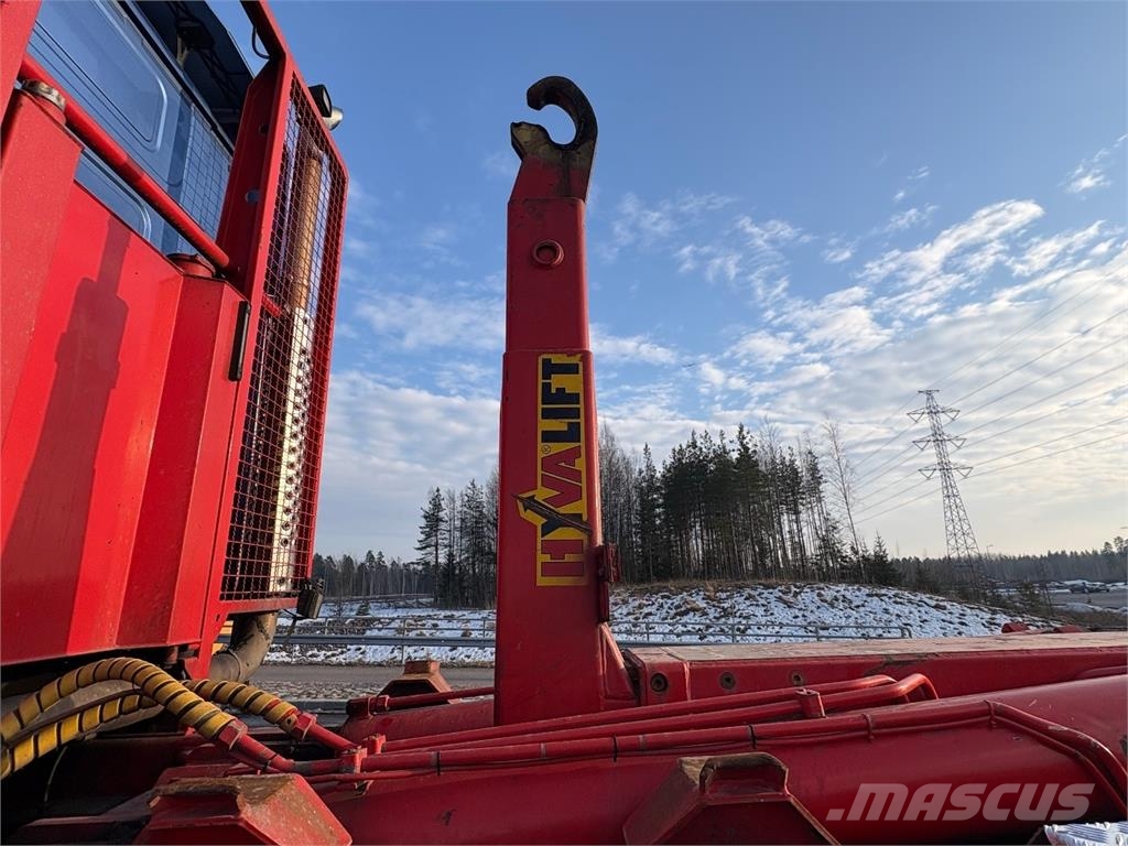 Scania R500 Hook lift trucks