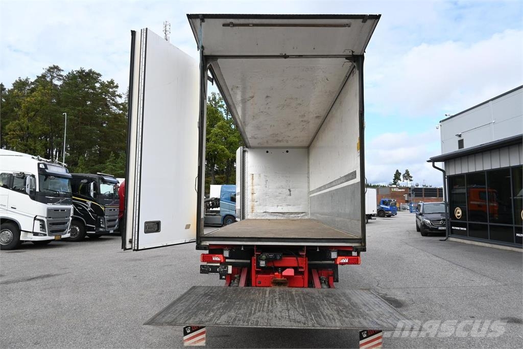 Scania R500 6x2 Bakwagens met gesloten opbouw