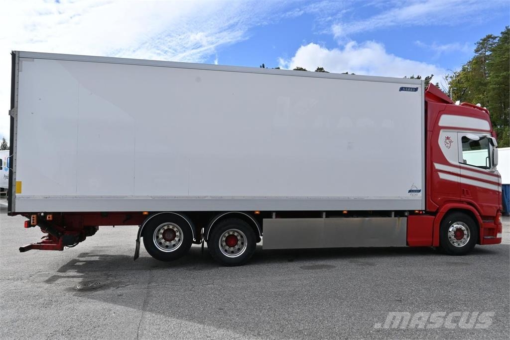 Scania R500 6x2 Bakwagens met gesloten opbouw