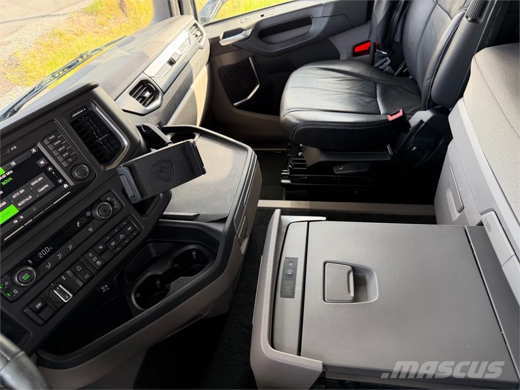 Scania R500 6x2 Euro6 täysilma Vilcēji