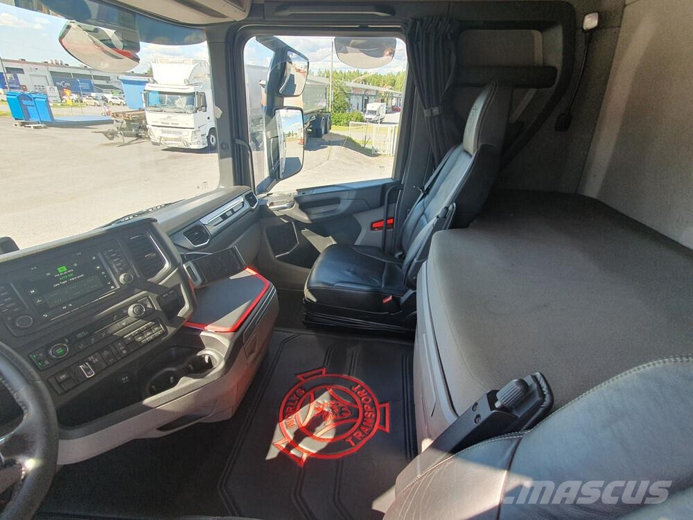 Scania R500 8x4 -19 شاحنات قلابة