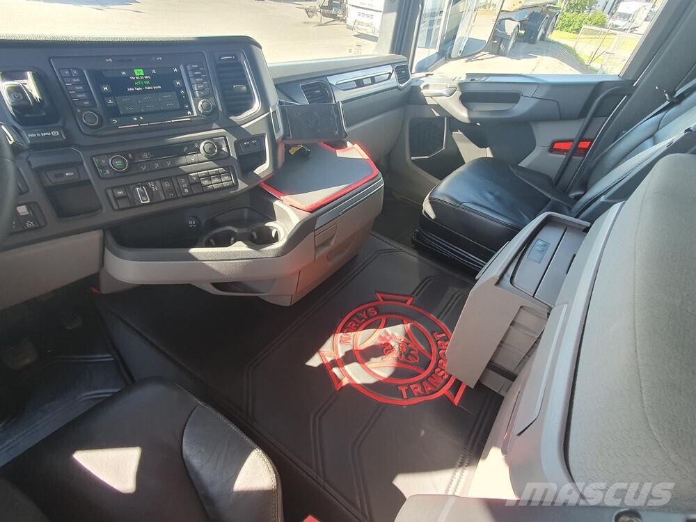 Scania R500 8x4 -19 شاحنات قلابة