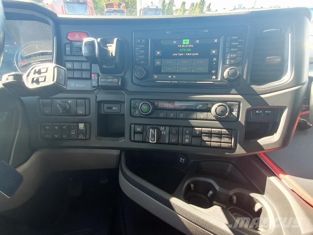 Scania R500 8x4 -19 شاحنات قلابة