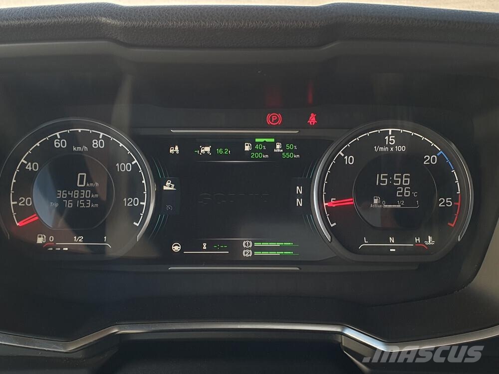 Scania R500 8x4 -19 شاحنات قلابة