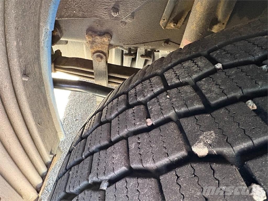 Scania R500 V8 6x2 Koukkulaitteella Hákový nosič kontejnerů