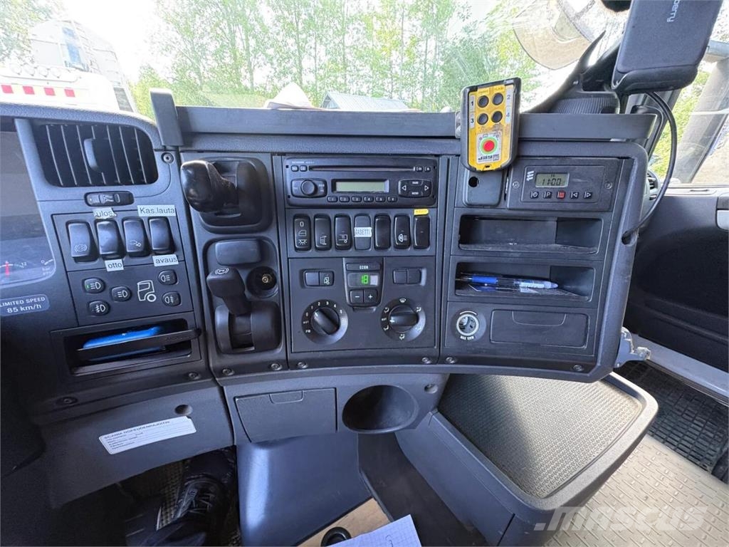 Scania R500 V8 8X2 Savivarčių priekabų vilkikai