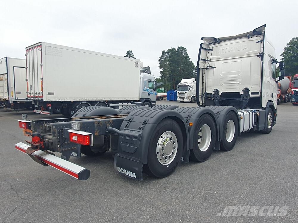Scania R540 8x4 -20 شاحنات بمقصورة وهيكل