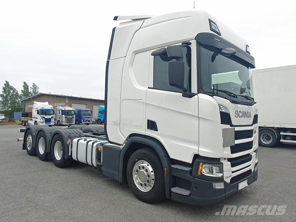 Scania R540 8x4 -20 شاحنات بمقصورة وهيكل