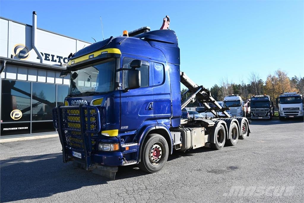 Scania R560 8x4*4 Tridem Koukkulava kuorma-autot