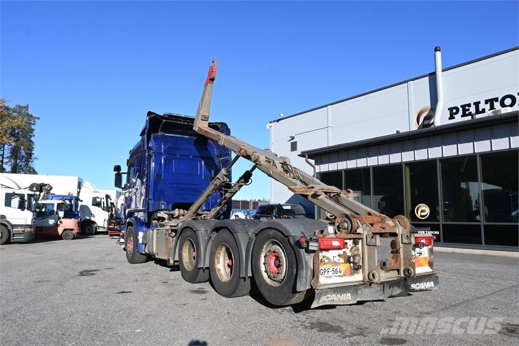 Scania R560 8x4*4 Tridem Koukkulava kuorma-autot