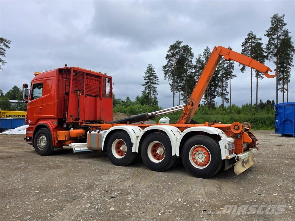 Scania R560 8X4 Tiehoitoauto Hook lift trucks