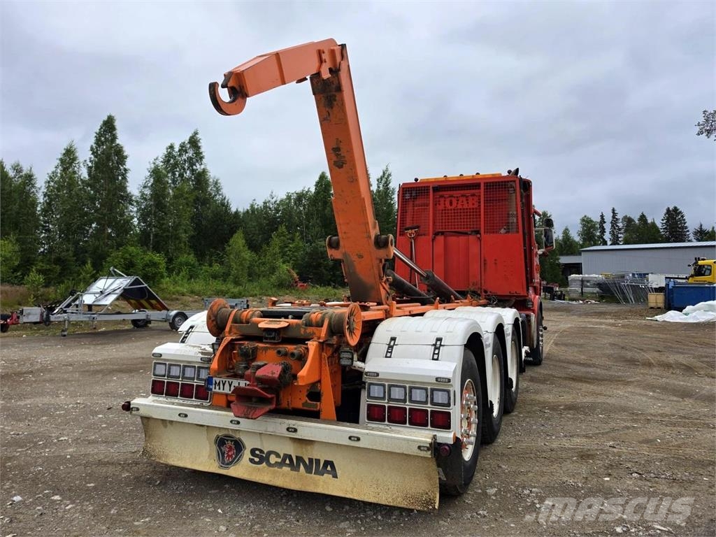Scania R560 8X4 Tiehoitoauto Hook lift trucks
