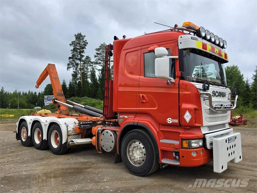 Scania R560 8X4 Tiehoitoauto Hook lift trucks