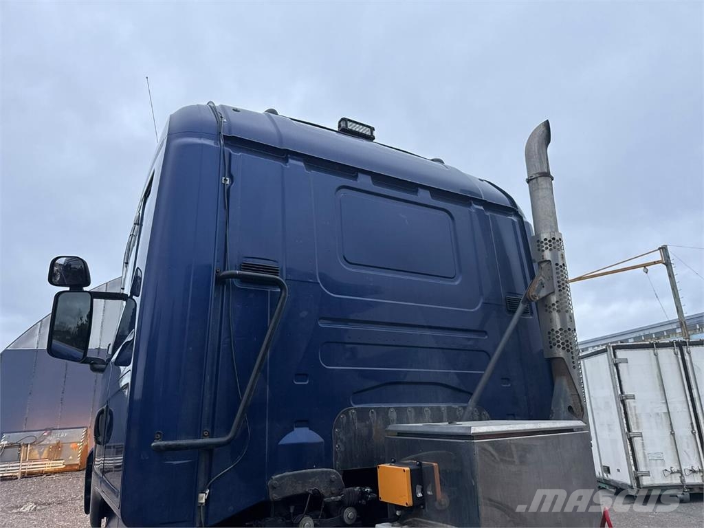 Scania R560 + Tecnokar Trailers Kipper