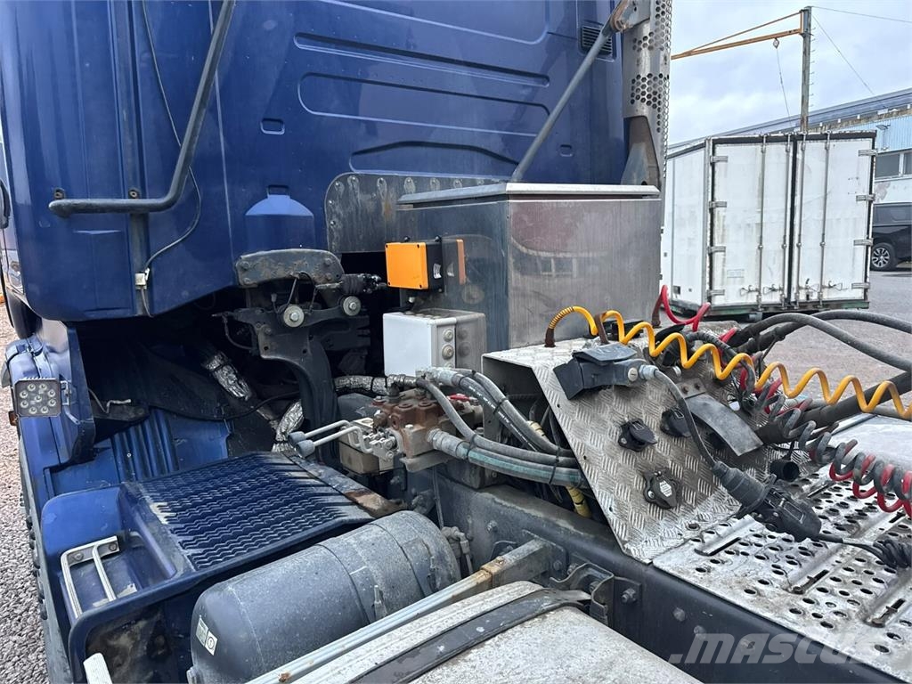 Scania R560 + Tecnokar Trailers Kipper